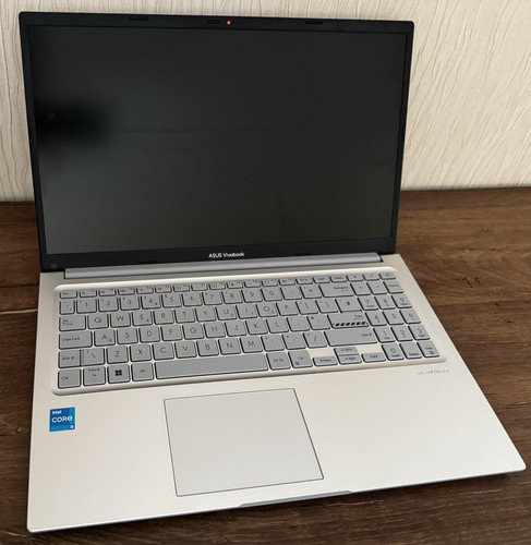 Asus vivobook - 15, (x1504)