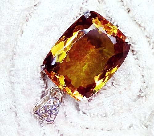 Certified zultanite - 71.25,