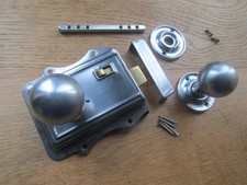 Retro rim door knob & Bedroom