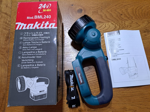 Makita rechargeable flashlight - makita,