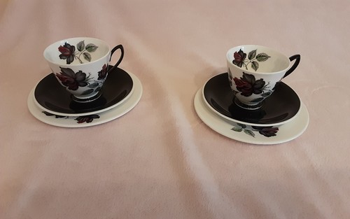 Royal albert masquerade - masquerade, trio's