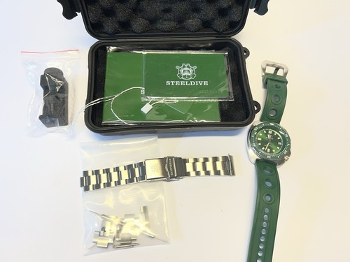 Steeldive dive watch with - dive,