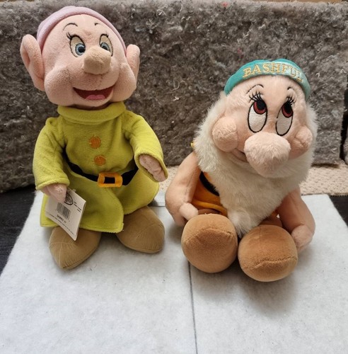 Disney store dopey bashful - disney,