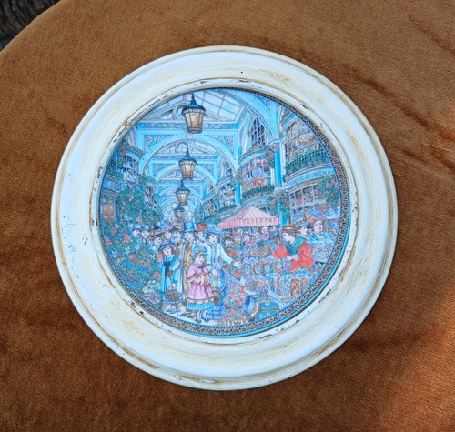 Royal worcester fine bone - royal,