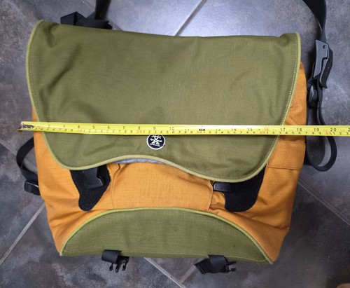 Crumpler messenger bag - crumpler, very