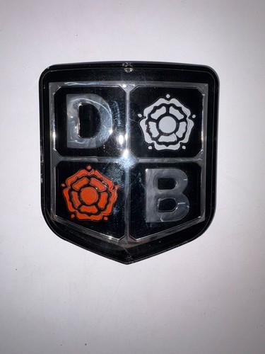 David brown roses badge late - brown,