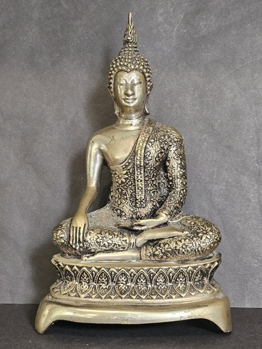 Antique bronze buddha statue - bronze,