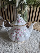 Paragon Victoriana Rose Large