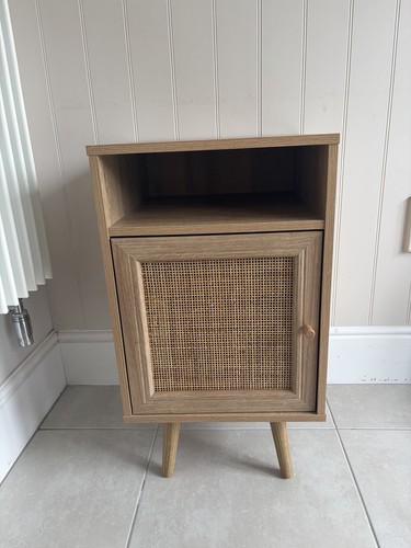 Daals rattan and - and, bedside