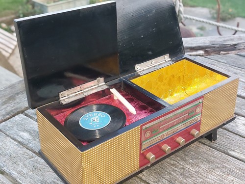 Vintage music box - music, radio