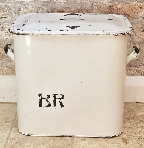 Large vintage white - vintage,