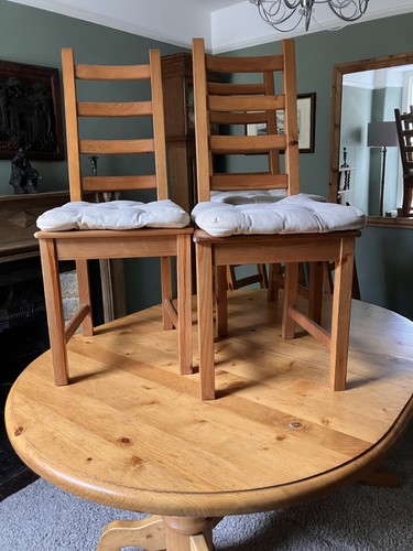 Extendable solid pine oval - solid,