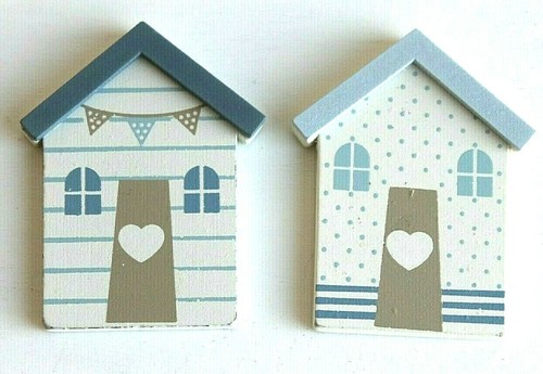 Shabby chic wooden beach hut - chic,