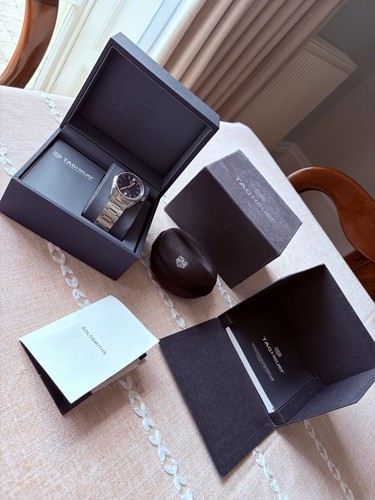 Tag heuer carrera date - carrera,