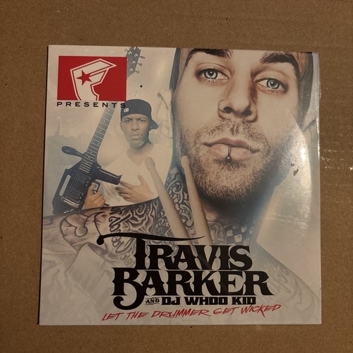Famous stars straps travis - &,