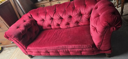 Antique victorian red velvet - red,