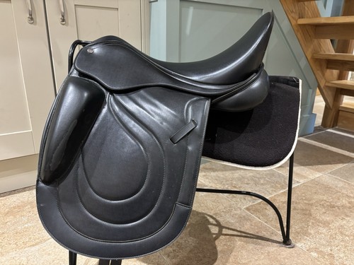 Dressage saddle premier equine - dressage,
