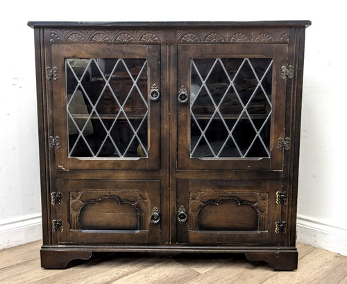 Bookcase vintage dark - vintage,