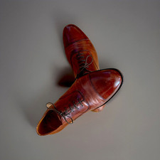 EDWARD GREEN For Paul Stuart |