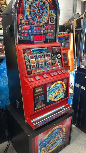 Safe cracker fruit - safe, machine