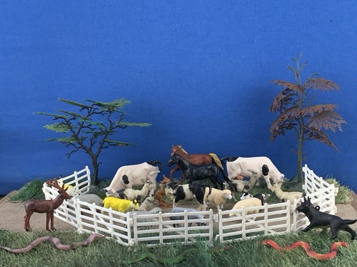 Lot figures farm - lot, 24