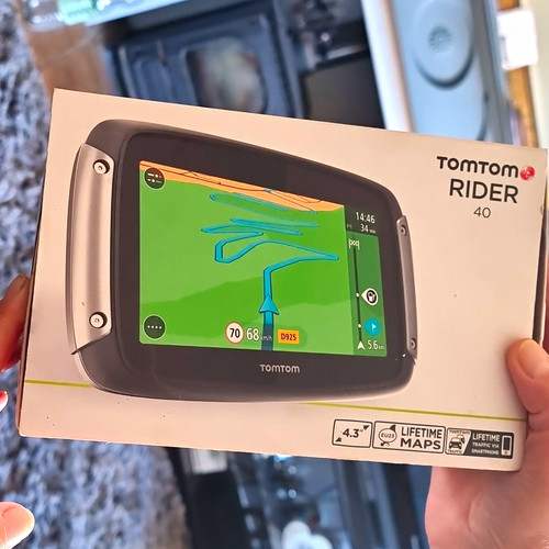 Tomtom rider motorcycle - rider, gps