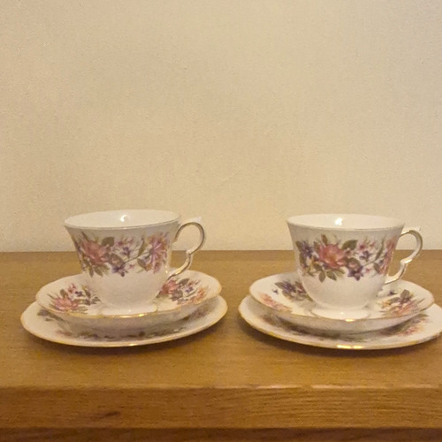 Two colclough e576 bone - two, china