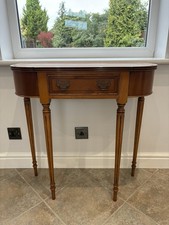 Elegant Vintage Style Demi-Lune Console Table - Inlaid Wood Entryway Hall Table