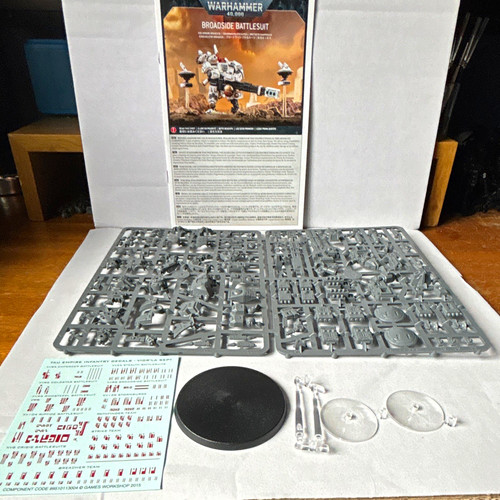 Warhammer 40k tau broadside - warhammer,