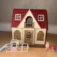 SYLVANIAN FAMILIES RED ROOF