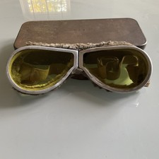 1939 Dated British Army MT Goggles in Original Issue Tin - Yellow Lenses.