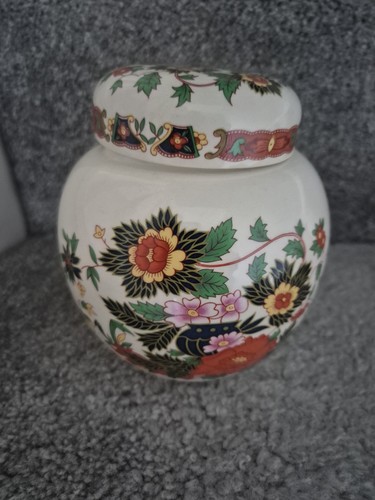 Decorative vintage sadler - vintage,