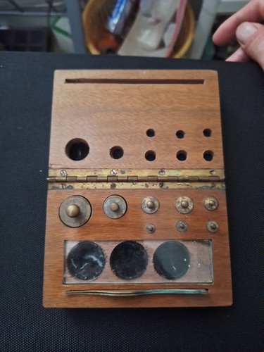Old weight set - old,