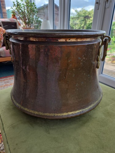 Large antique primitive - ,