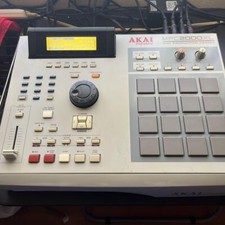 AKAI MPC 2000XL MIDI