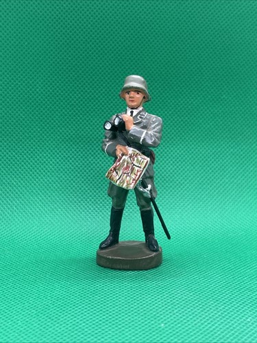 Elastolin german soldier - ,