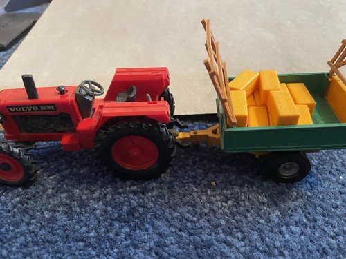 Britains volvo plastic farm - volvo,