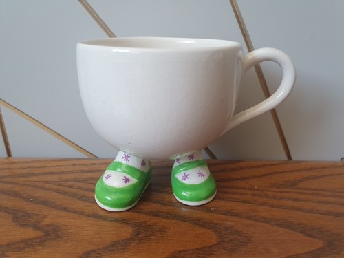 Teacup tea cup walking - cup,