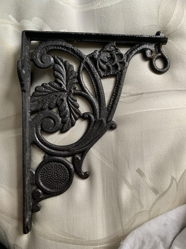 Decorative cast iron bracket - decorative,