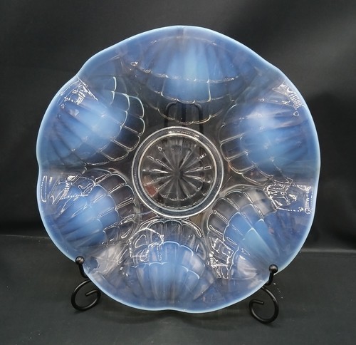 Art deco jobling glass clam - deco,