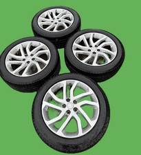 GENUINE DISCOVERY 4 20” ALLOY WHEELS & TYRES