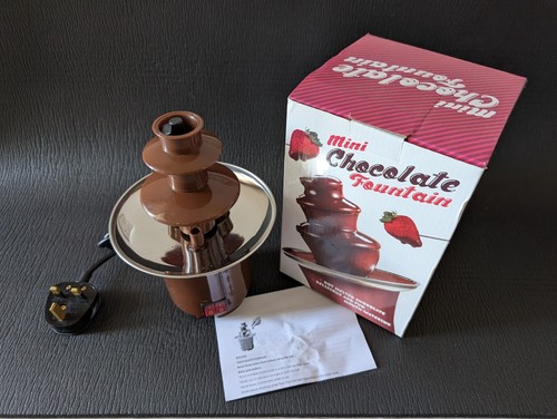 Mini chocolate fountain 3 - mini,