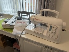 Singer XL-580 Sewing And Embroidery Machine