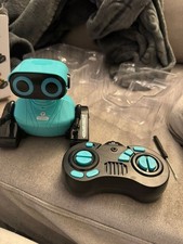 GILOBABY Remote Control Robot