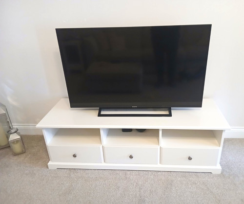 Ikea liatorp unit - tv,