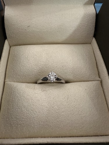 18ct white gold 5 - , ct