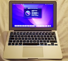 Apple MacBook Air 11" (500GB SSD Intel Core i7 2.2GHz, 8GB RAM) Early 2015 A1465