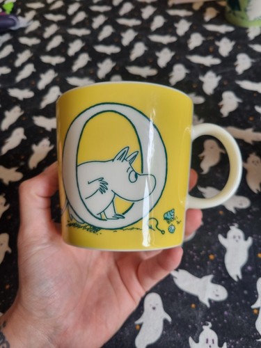 Letter moomin pastel - moomin, yellow