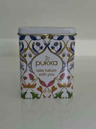 Pukka herbs tea travel - herbs, tin