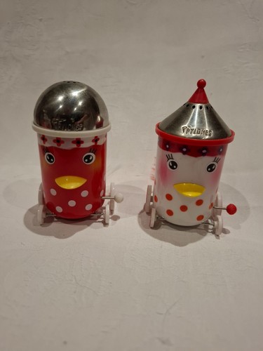 Pylones rolling birds - rolling, and